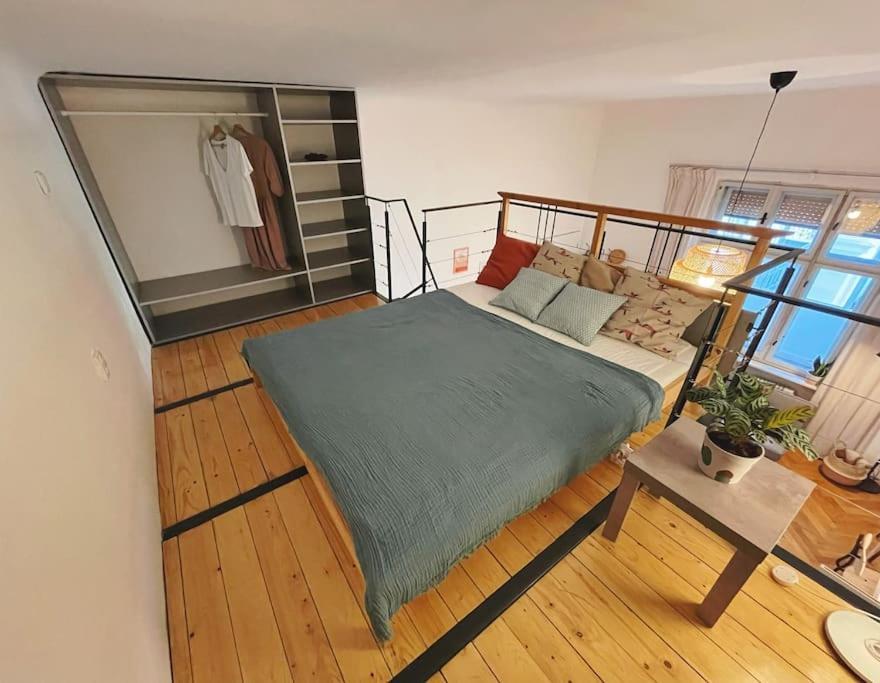 Stefanka Apartment Old Town Bratislava Bagian luar foto